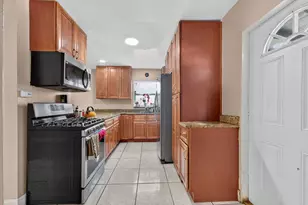 223 N F St, Lake Worth Beach, FL 33460 - Photo 13
