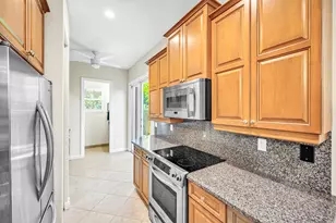 1627 E Broward Blvd, Fort Lauderdale, FL 33301 - Photo 13