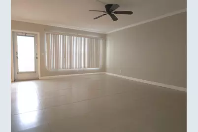 413 Greenbrier A, West Palm Beach, FL 33417 - Photo 11