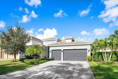 9197 Greenspire Lane, Lake Worth, FL 33467 - Photo 3