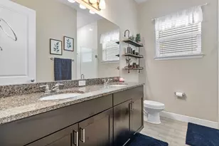9197 Greenspire Ln, Lake Worth, FL 33467 - Photo 19
