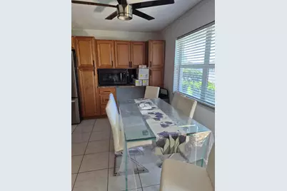 69 Somerset D, West Palm Beach, FL 33417 - Photo 1