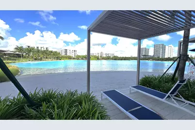 2411 Laguna Circle #510, North Miami, FL 33181 - Photo 3