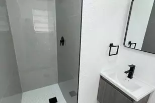 1517 NW 19th Ave, Fort Lauderdale, FL 33311 - Photo 23