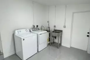 1517 NW 19th Ave, Fort Lauderdale, FL 33311 - Photo 15