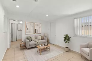 1810 NE 42nd St, Pompano Beach, FL 33064 - Photo 13