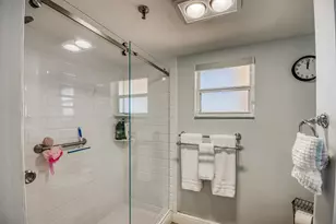 3465 Via Poinciana, Lake Worth, FL 33467 - Photo 15