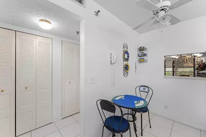 4700 Lucerne Lakes Blvd W #306, Lake Worth, FL 33467 - Photo 7