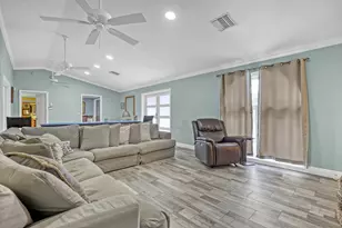 799 Huff Rd, Haverhill, FL 33415 - Photo 13