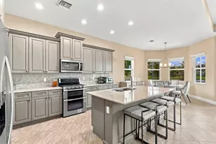 16159 Melogold Dr, The Acreage, FL 33470 - Photo 25