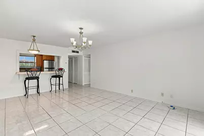 705 Lori Drive #102, Palm Springs, FL 33461 - Photo 9