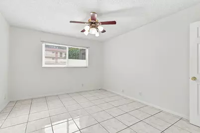 705 Lori Drive #102, Palm Springs, FL 33461 - Photo 19
