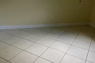 4331 NW 20th Ave NW, Oakland Park, FL 33309 - Photo 7