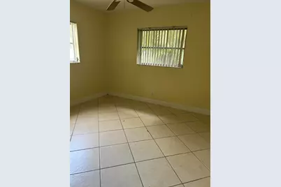 4331 NW 20th Avenue NW #B, Oakland Park, FL 33309 - Photo 5