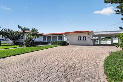 7500 W Treasure Drive, North Bay Village, FL 33141 - Photo 3