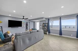 2205 N Surf Rd, Hollywood, FL 33019 - Photo 23