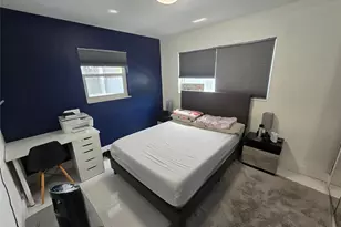 2340 NE 8th Ave, Pompano Beach, FL 33064 - Photo 13