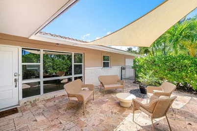 1616 SE 4th Street, Deerfield Beach, FL 33441 - Photo 9
