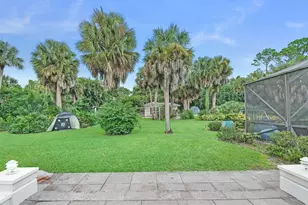 12231 Areaca Dr, Wellington, FL 33414 - Photo 25