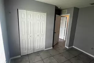517 SW Fairway Ave, Port Saint Lucie, FL 34983 - Photo 19