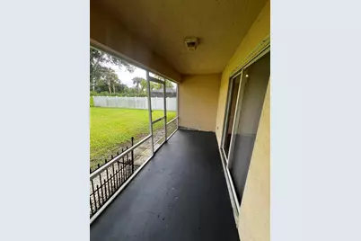 517 SW Fairway Avenue, Port Saint Lucie, FL 34983 - Photo 23