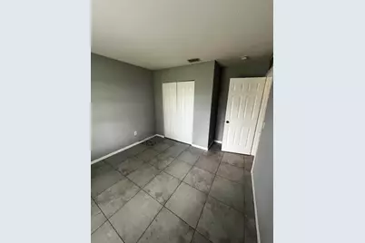 517 SW Fairway Avenue, Port Saint Lucie, FL 34983 - Photo 21