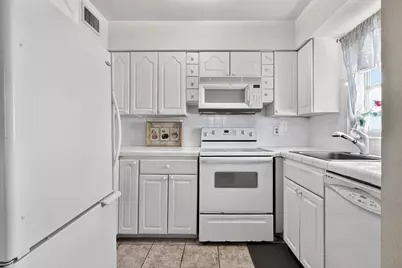 10084 N Meridian Way N #3, Palm Beach Gardens, FL 33410 - Photo 9
