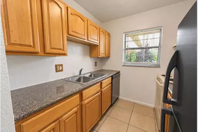 240 Croton Avenue #109, Lantana, FL 33462 - Photo 11