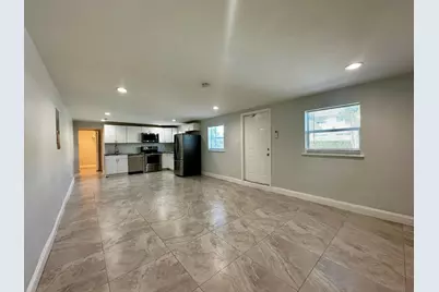 1279 NE 40th Place, Oakland Park, FL 33334 - Photo 11