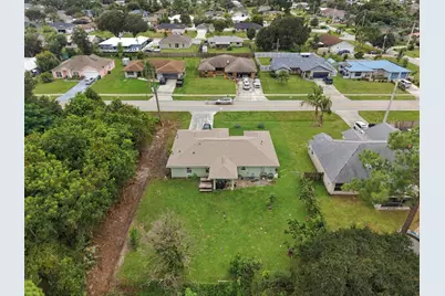 325 SE Thornhill Drive, Port Saint Lucie, FL 34983 - Photo 41