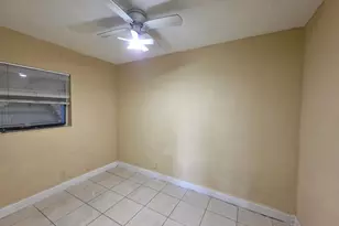 1711 Lauderdale Manor Dr, Fort Lauderdale, FL 33311 - Photo 13