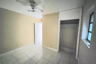 1711 Lauderdale Manor Dr, Fort Lauderdale, FL 33311 - Photo 11