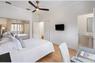703 Royal Plaza Drive, Fort Lauderdale, FL 33301 - Photo 35