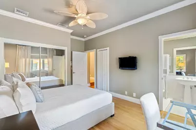 703 Royal Plaza Drive, Fort Lauderdale, FL 33301 - Photo 7