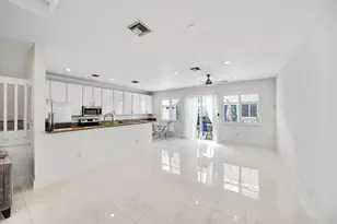 131 S E 7th Way, Pompano Beach, FL 33060 - Photo 7