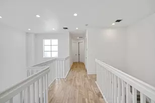 131 S E 7th Way, Pompano Beach, FL 33060 - Photo 21