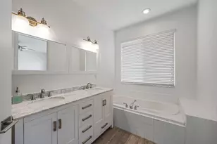 131 S E 7th Way, Pompano Beach, FL 33060 - Photo 23