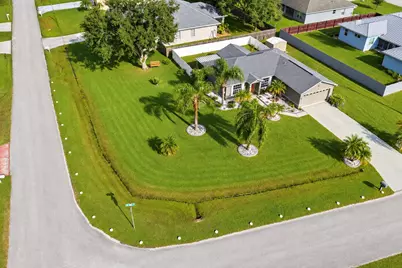 5245 NW Reba Circle, Port Saint Lucie, FL 34986 - Photo 17