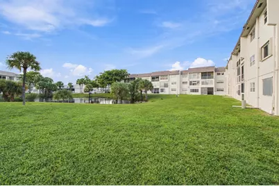 8285 Sunrise Lakes Boulevard #102, Sunrise, FL 33322 - Photo 27