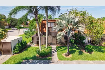 2185 White Pine Circle #C, Greenacres, FL 33415 - Photo 1