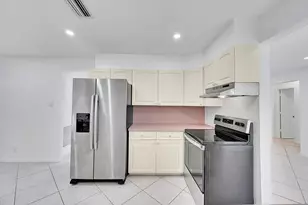 7240 NW 8th Ct, Margate, FL 33063 - Photo 9