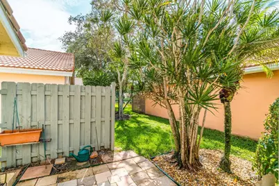 7394 Modena Drive, Boynton Beach, FL 33437 - Photo 27