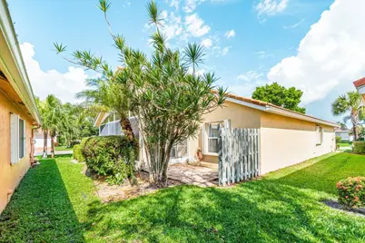 7394 Modena Drive, Boynton Beach, FL 33437 - Photo 29