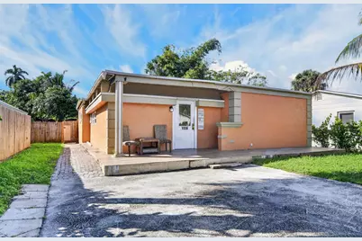 1336 Longwood Street, West Palm Beach, FL 33401 - Photo 3