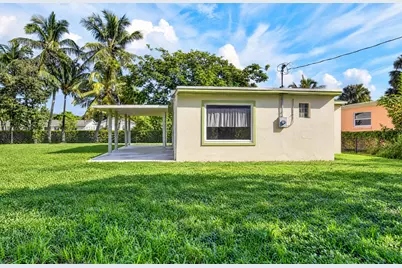 1340 Longwood Street, West Palm Beach, FL 33401 - Photo 5