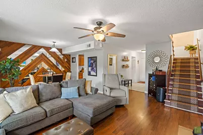 22 N Valencia Drive #3-32, Davie, FL 33324 - Photo 9