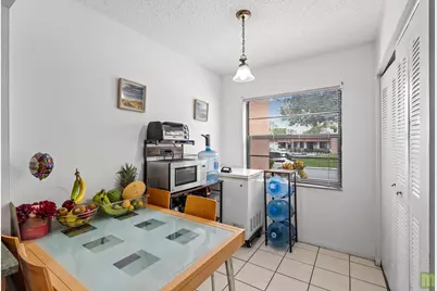 22 N Valencia Drive #3-32, Davie, FL 33324 - Photo 17