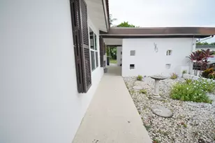 498 NE 28th Rd, Boca Raton, FL 33431 - Photo 7