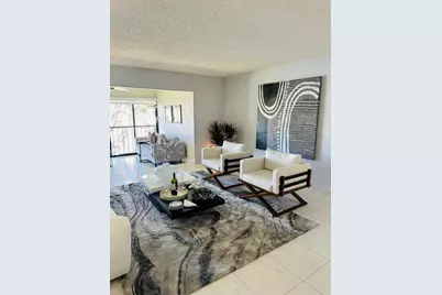 21755 Arriba Real, Boca Raton, FL 33433 - Photo 3