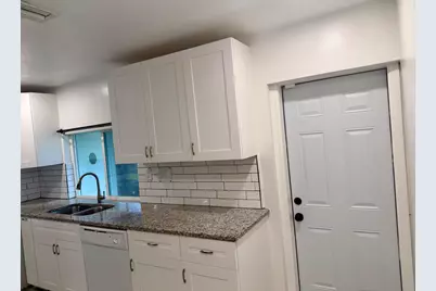 8361 NW 27th Place, Sunrise, FL 33322 - Photo 7